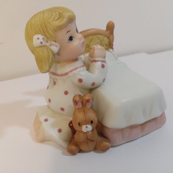 Homco Figurine Girl Praying At Bedside With Rabbit White Pink Brown Vintage 1420 - Picture 4 of 8